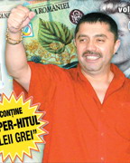 Az � rajong�i nem<br>f�rnek a b�r�kbe